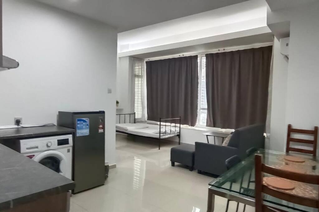 Klcc Newly Renovated Apartment Kuala Lumpur Esterno foto
